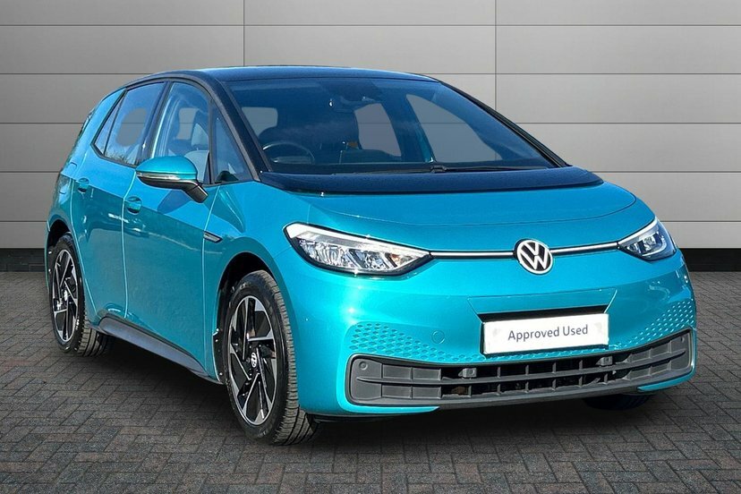 Volkswagen ID.3 Pro 58Kwh Life Hatchback 145 Ps Black