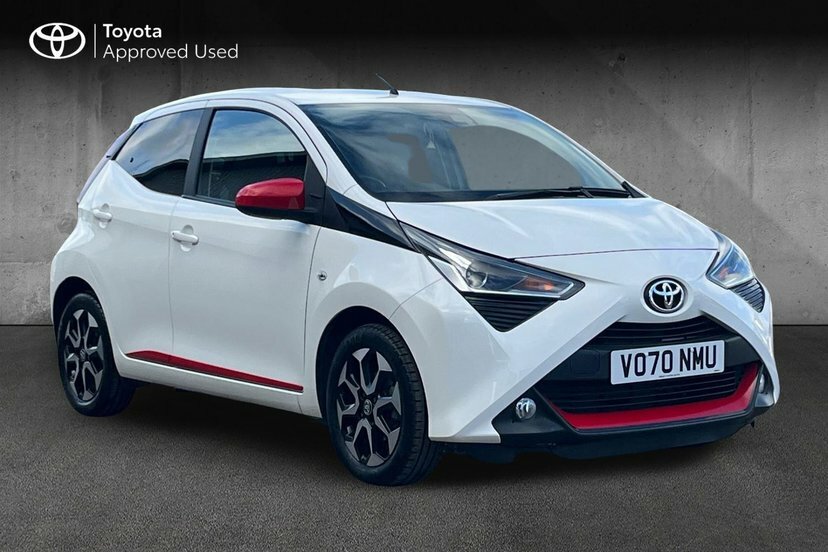 Toyota Aygo 1.0 Vvt-i X-trend Hatchback X-shift Sa White