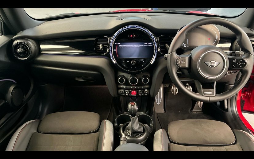 Mini Hatch 3-Door Hatch Cooper Sport GU24VHC Red #4