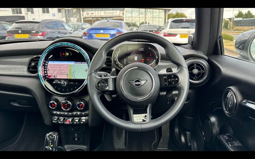Mini Hatch 3-Door Hatch Cooper S Exclusive YA73HPJ White #5