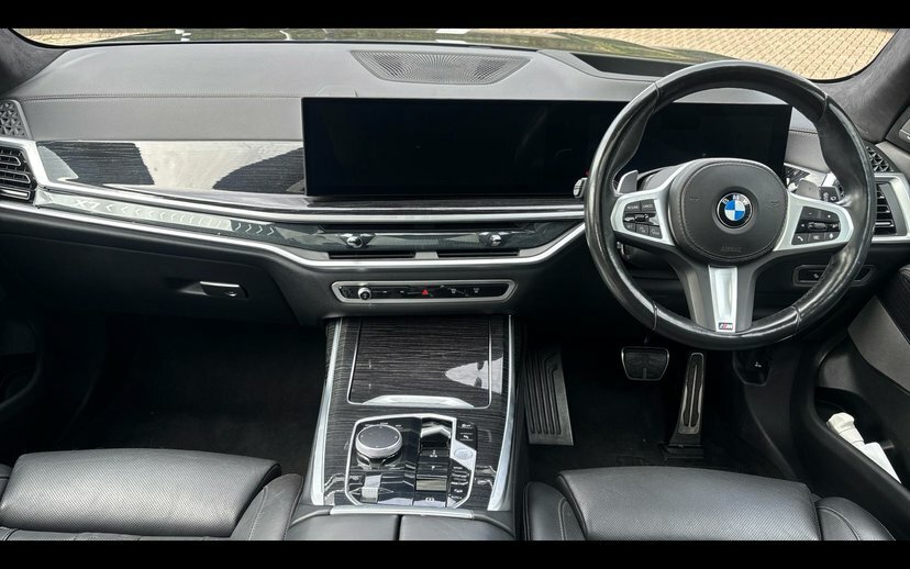 BMW X7 X7 Xdrive40i M Sport Black #4