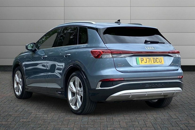 Audi Q4 E Tron 40 S Line Suv 82Kwh 204 Ps PJ71DCU Blue #3