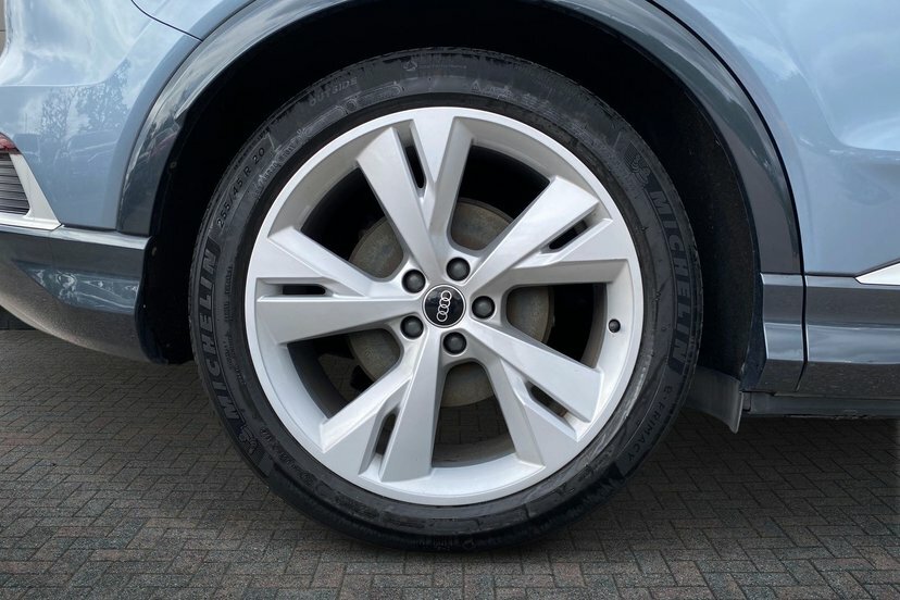 Audi Q4 E Tron 40 S Line Suv 82Kwh 204 Ps PJ71DCU Blue #5