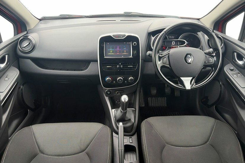 Renault Clio 1.2 16V Dynamique Nav Hatchback HV16CVB Red #6