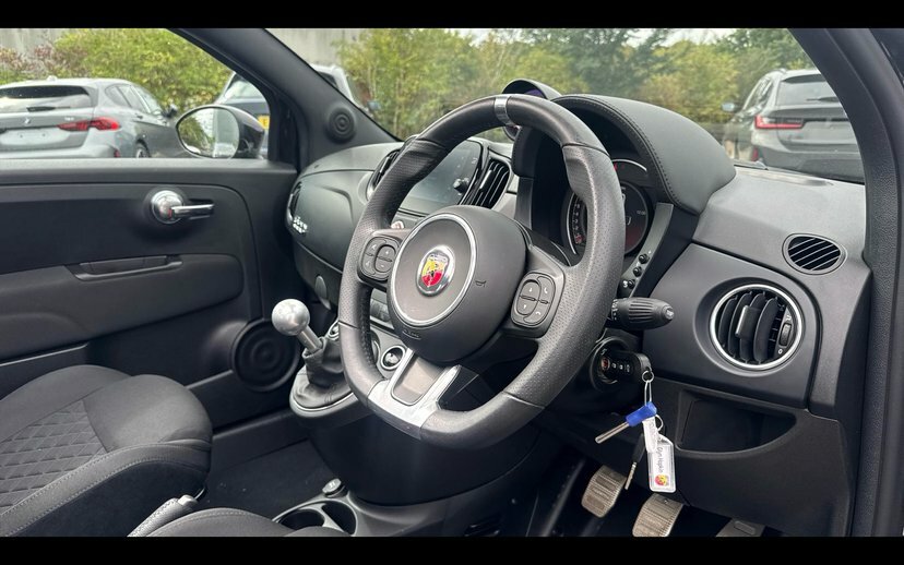 Abarth 595 1.4 T-jet F595 Pista Cabrio 165 Black #6