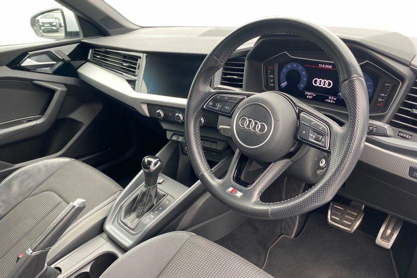 Audi A1 1.0 Tfsi 30 S Line Sportback S Tronic White #5