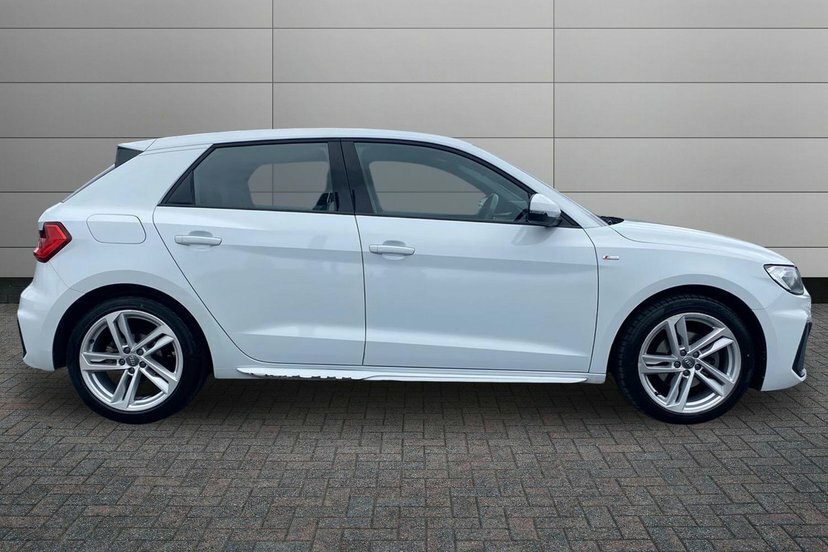 Audi A1 1.0 Tfsi 30 S Line Sportback S Tronic White #3