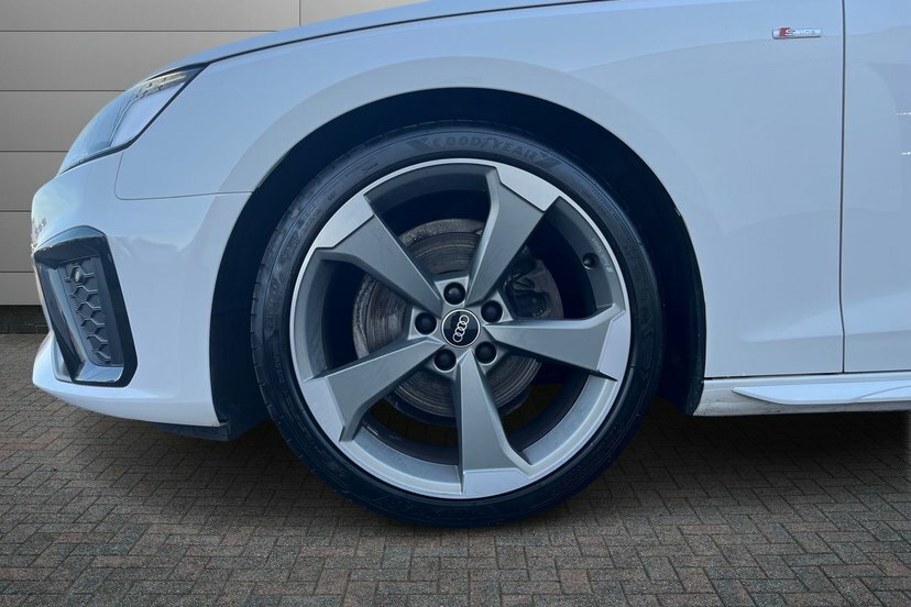 Audi A4 Avant 2.0 Tfsi 35 Black Edition Estate S Tron White #5