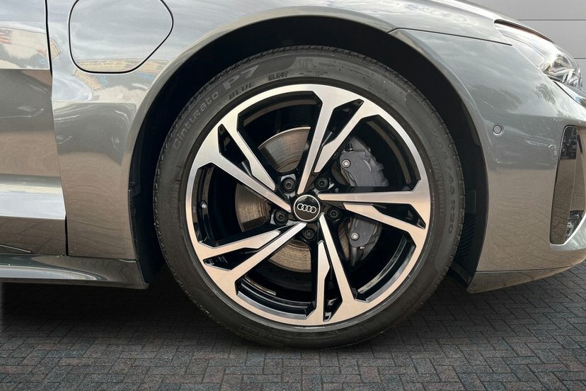 Audi E Tron GT 93.4Kwh Saloon Quattro 476 Ps Grey #5
