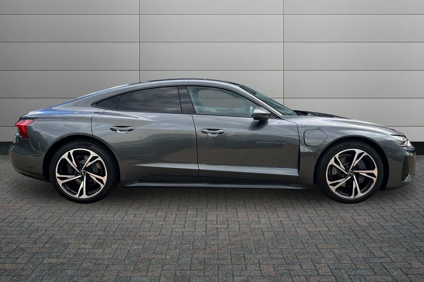 Audi E Tron GT 93.4Kwh Saloon Quattro 476 Ps Grey #4