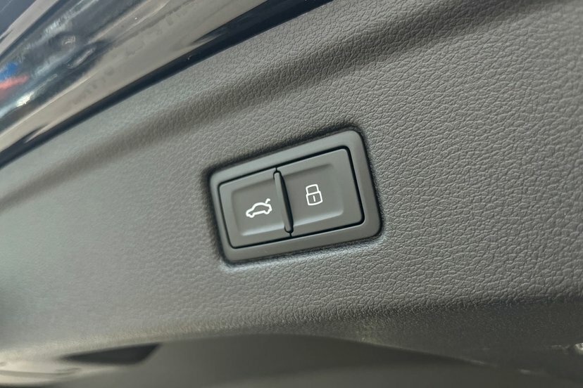 Audi S5 3L Black Edition Black #52
