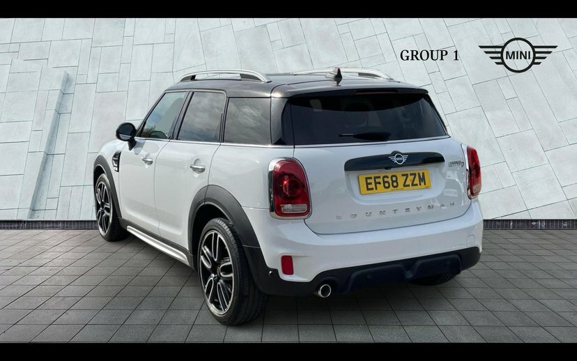 Mini Countryman F60 Mini Cooper D Countryman White #2