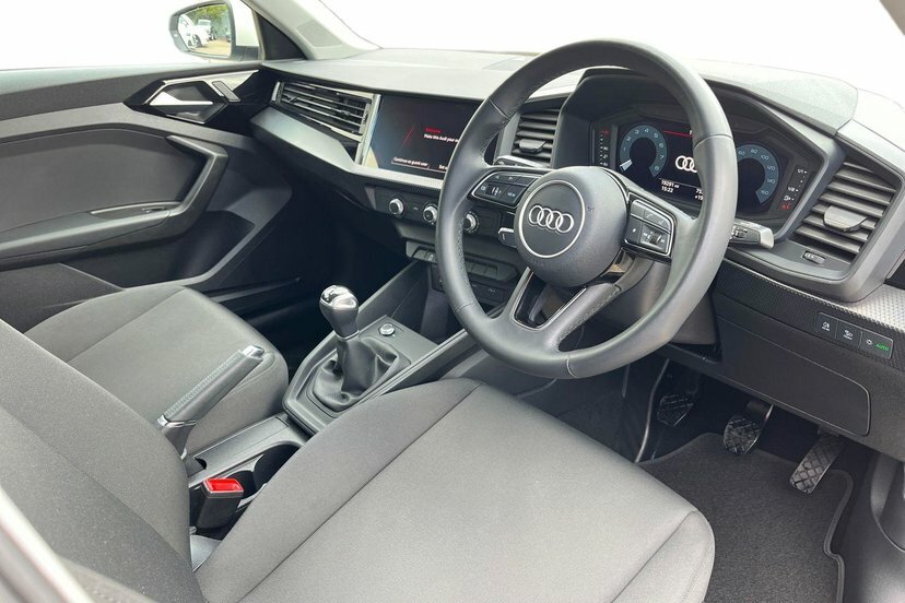 Audi A1 1.0 Tfsi 25 Technik Sportback 9 AB18ACB White #6
