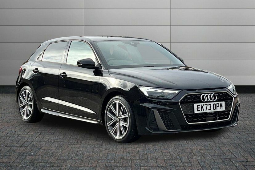 Audi A1 1.5 Tfsi 35 S Line Sportback S Tronic Black