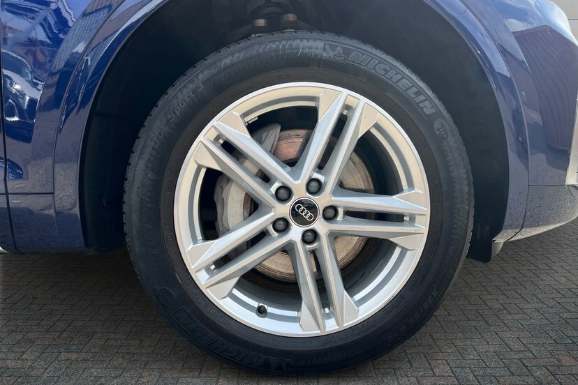 Audi Q5 2.0 Tfsie 50 S Line Suv Plug-in Hybrid Blue #5