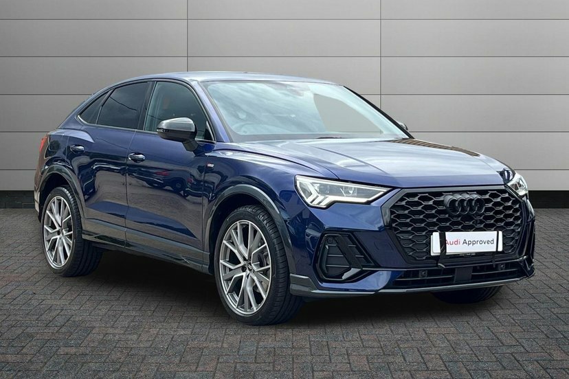 Audi Q3 1.5 Tfsi Cod 35 Black Edition Sportback Blue