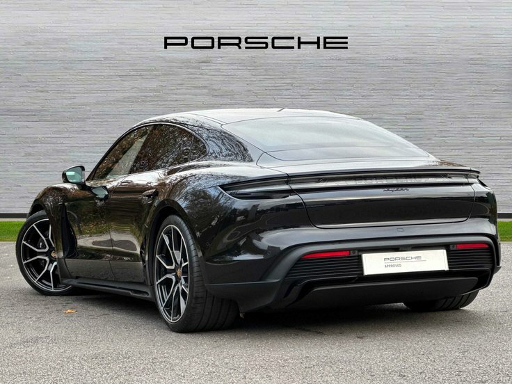 Porsche Taycan Performance Plus 105Kwh Black Edition Saloon E HG75CDO Black #5