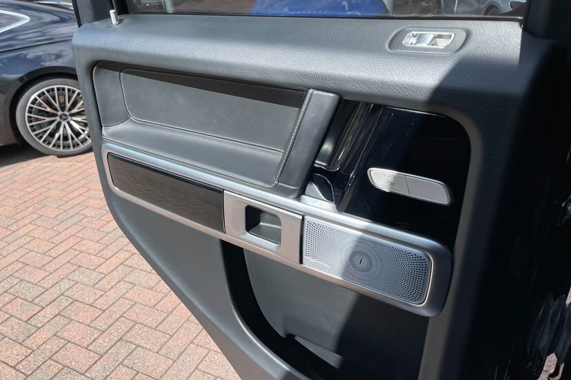 Mercedes-Benz G Class Automatic Black #33