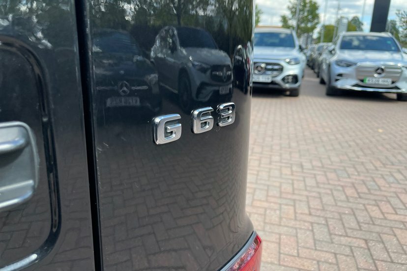 Mercedes-Benz G Class Automatic Black #40