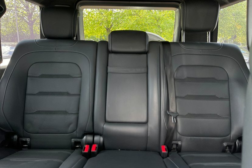 Mercedes-Benz G Class Automatic Black #26