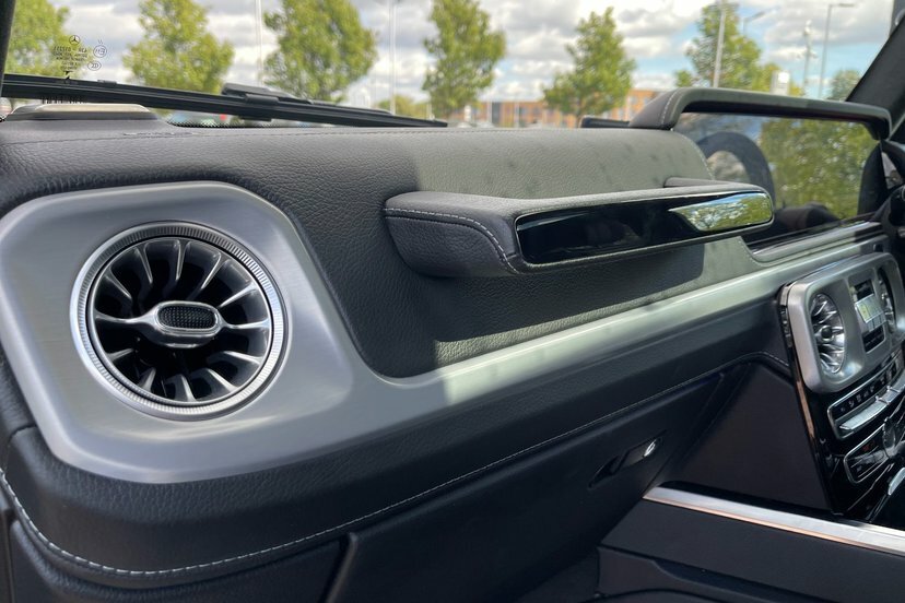 Mercedes-Benz G Class Automatic Black #29