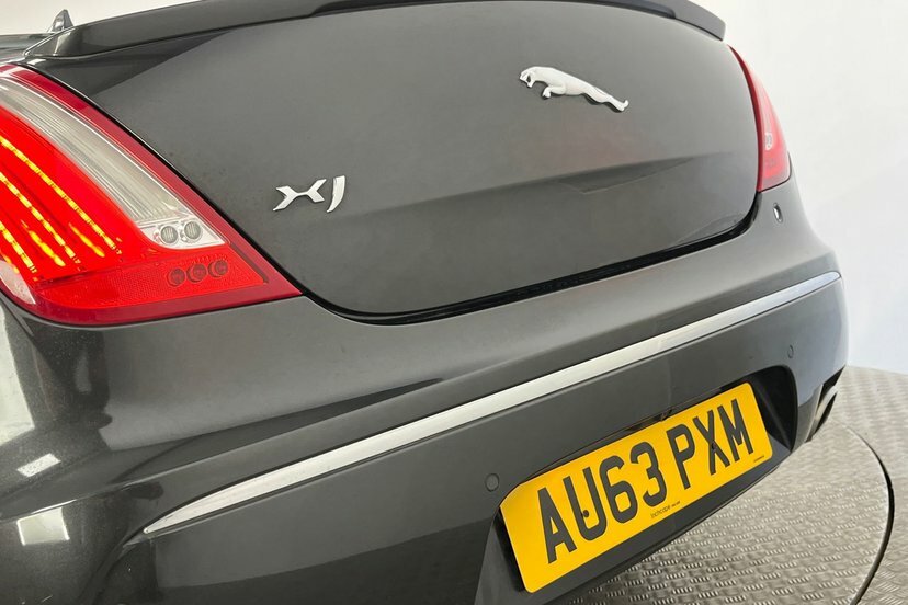 Jaguar XJ Grey #35