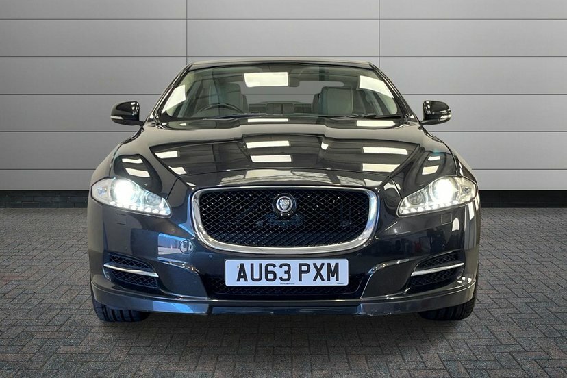 Jaguar XJ Grey #7