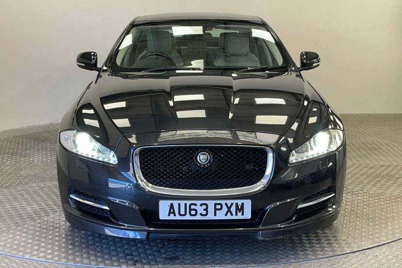 Jaguar XJ Grey #34