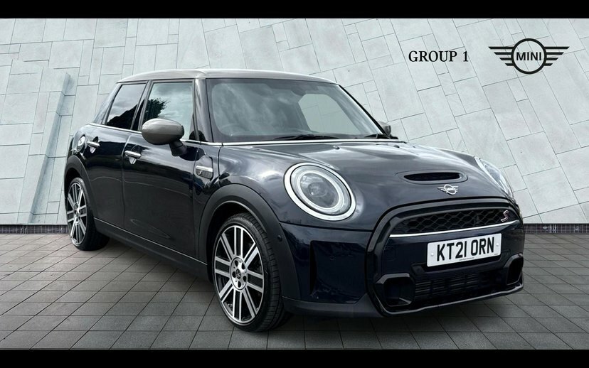Mini Hatch 5-Door Hatch Cooper S Exclusive Black