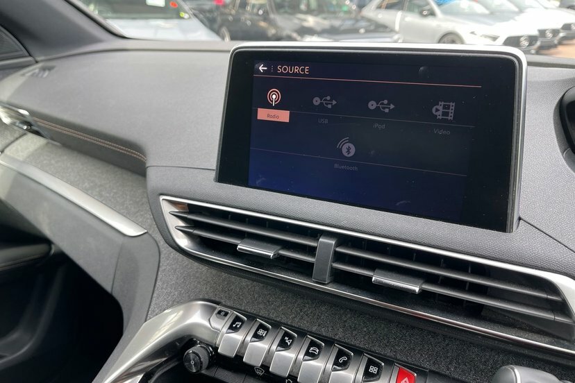 Peugeot 3008 Active Black #17