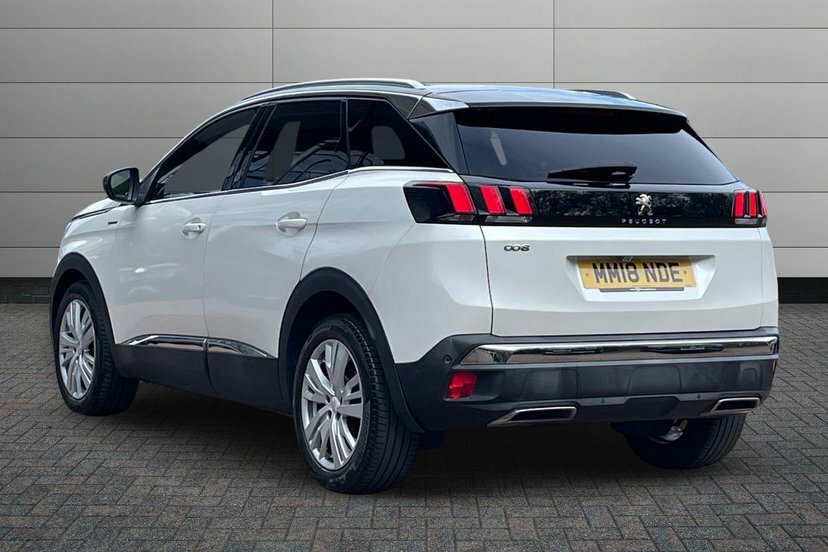 Peugeot 3008 1.2 Puretech Gt Line Suv White #2