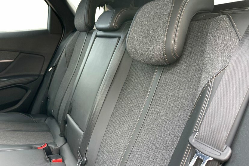 Peugeot 3008 Active Black #10