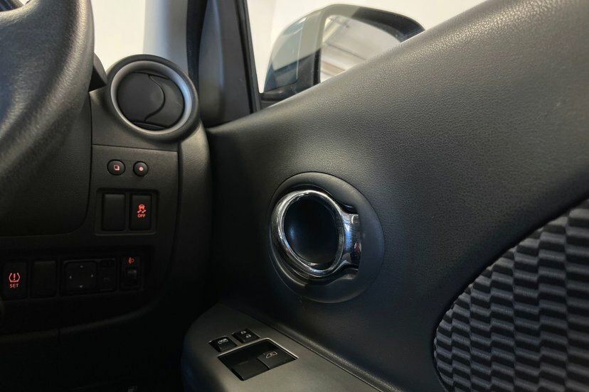 Nissan Micra Acenta Red #21