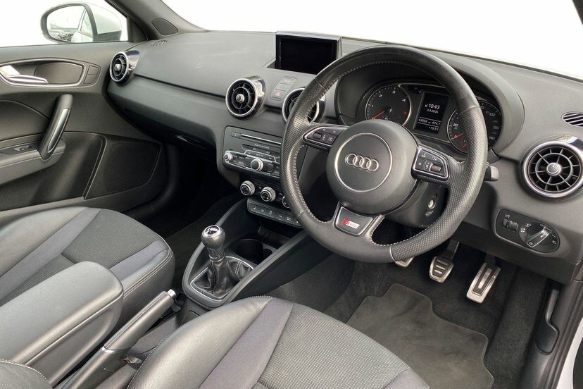 Audi A1 1.6 Tdi S Line Hatchback 116 Ps White #6