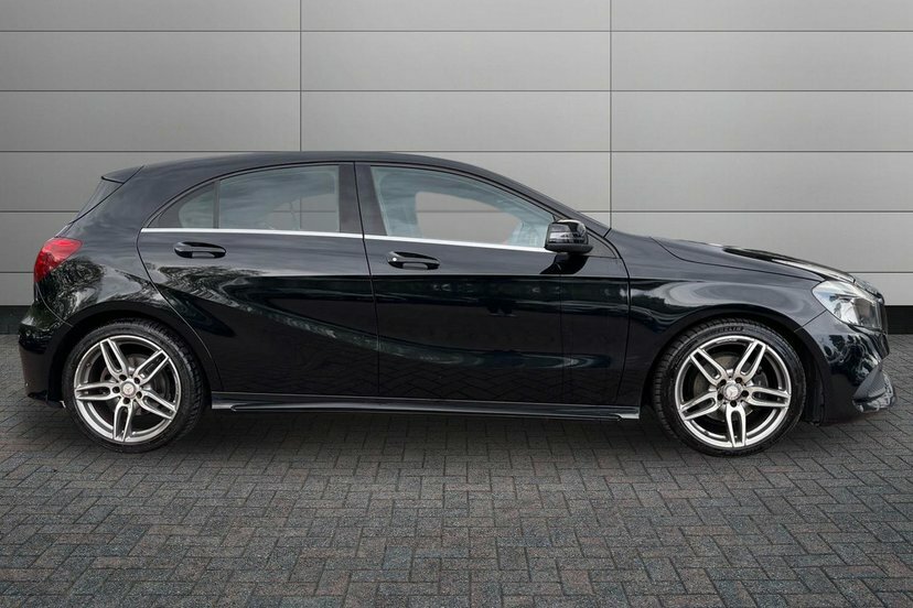 Mercedes-Benz A Class 1.6 A160 Amg Line Executive Hatchback Black #3