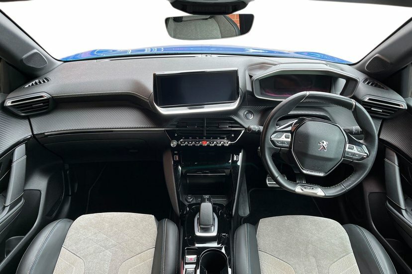Peugeot e-208 50Kwh Gt Hatchback 136 Ps Blue #6
