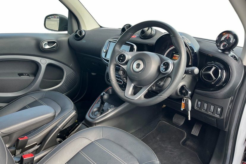 Smart Fortwo Coupe 17.6Kwh Prime Exclusive Coupe 2 Red #5