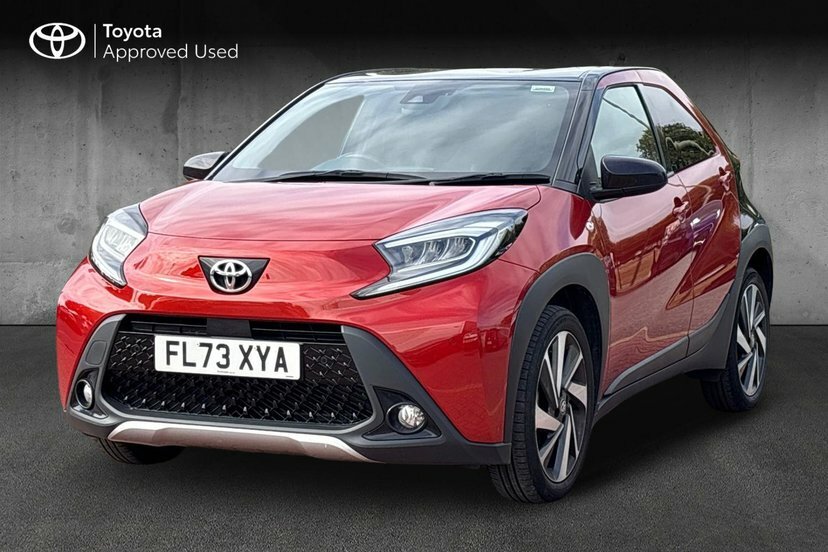 Toyota Aygo X 1.0 Vvt-i Exclusive Hatchback 7 Black #3