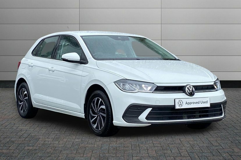 Volkswagen Polo 1.0 Tsi Life Hatchback 95 Ps White