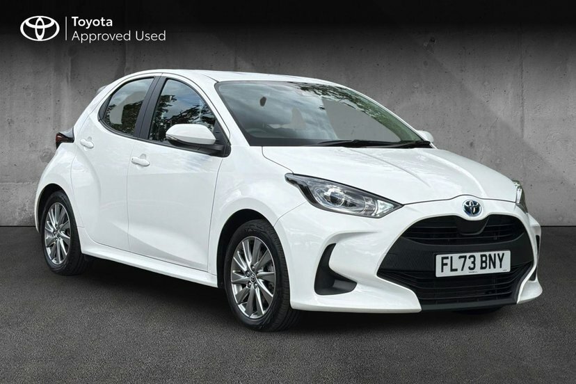 Toyota Yaris 1.5 Vvt-h Icon Hatchback Hybrid E-cvt White