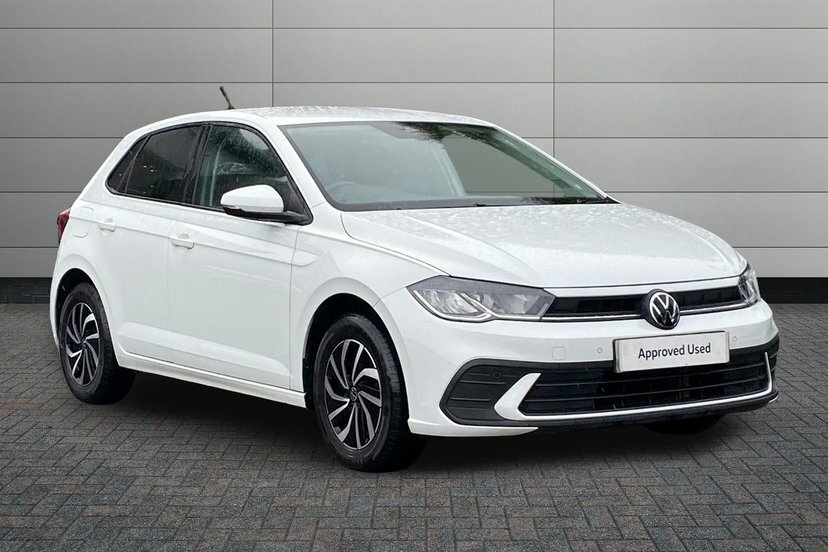 Volkswagen Polo 1.0 Tsi Life Hatchback 95 Ps White
