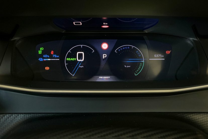 Peugeot e-208 E-style Blue #26