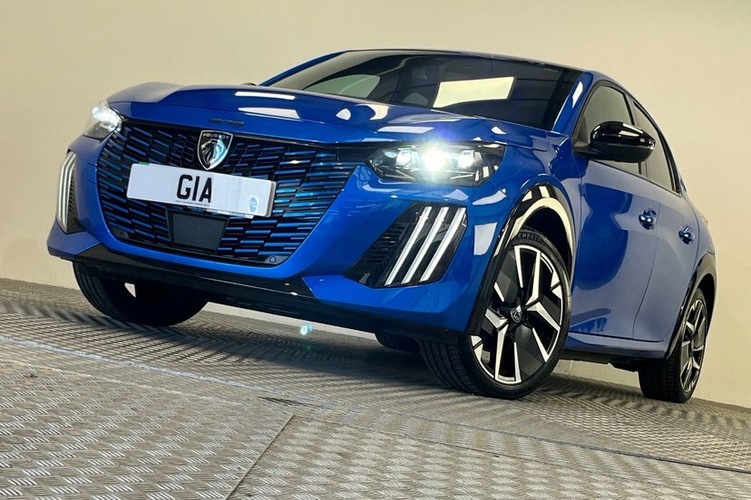 Peugeot e-208 E-style Blue #32