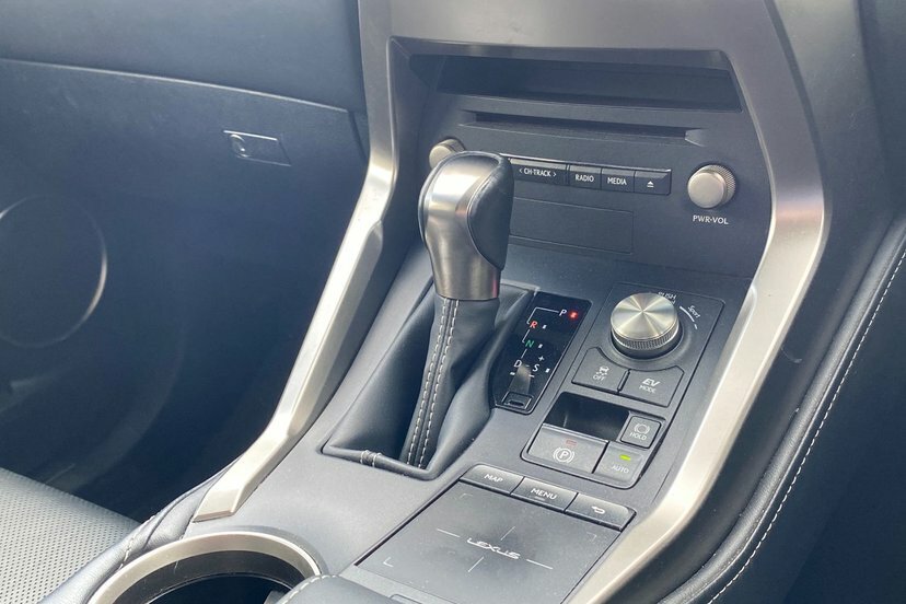 Lexus NX Luxury Black #8