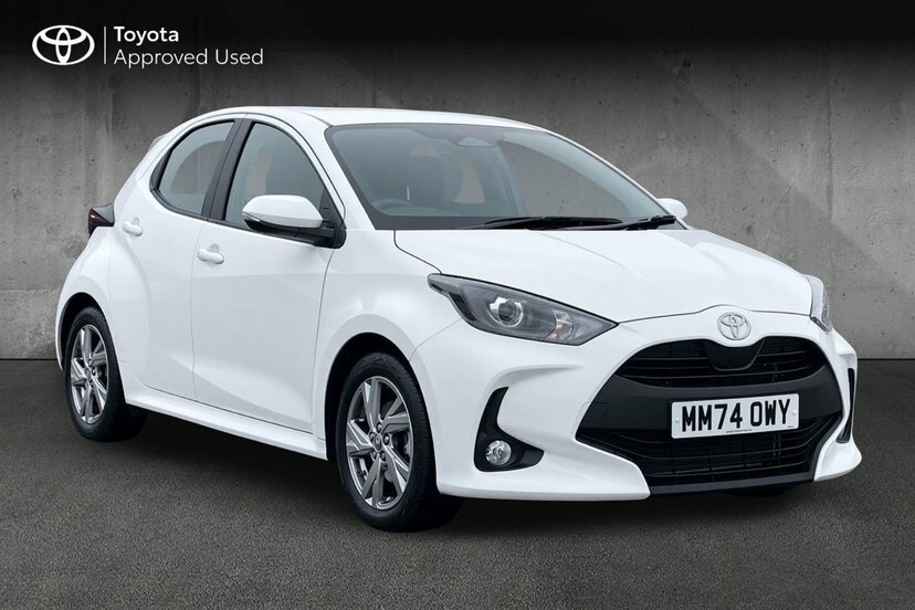 Toyota Yaris 1.5 Vvt-h Icon Hatchback Hybrid E-cvt White