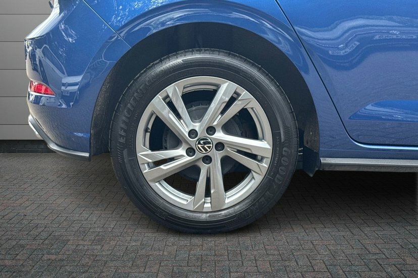 Volkswagen Polo 1.0 Tsi R-line Hatchback 95 Ps Blue #5