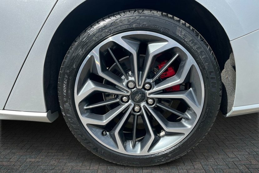 Ford Focus 1.0T Ecoboost St-line X Estate Silver #5