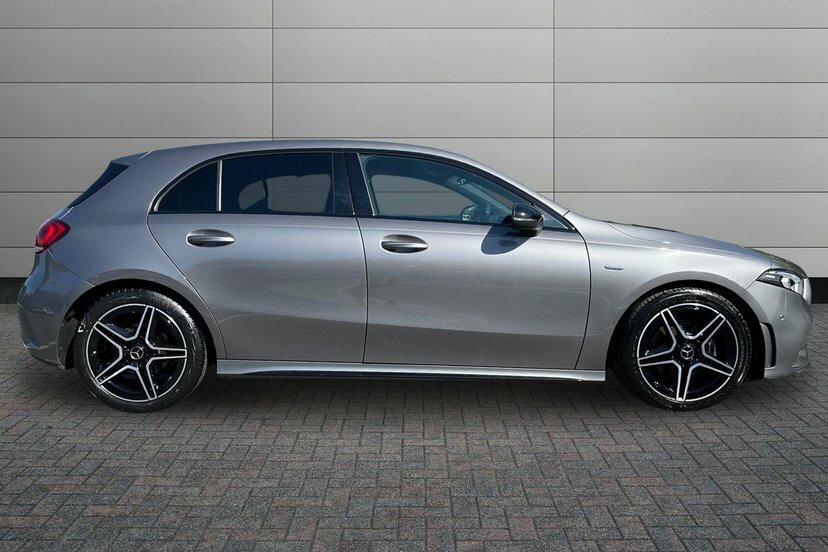 Mercedes-Benz A Class 1.3 A180 Amg Line Edition Executive Hatchback Grey #3