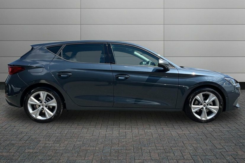 Seat Leon 1.5 Etsi Mhev Fr Hatchback Hybrid Dsg Grey #4