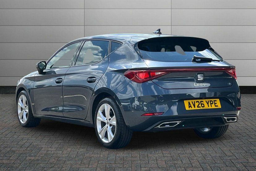 Seat Leon 1.5 Etsi Mhev Fr Hatchback Hybrid Dsg Grey #3